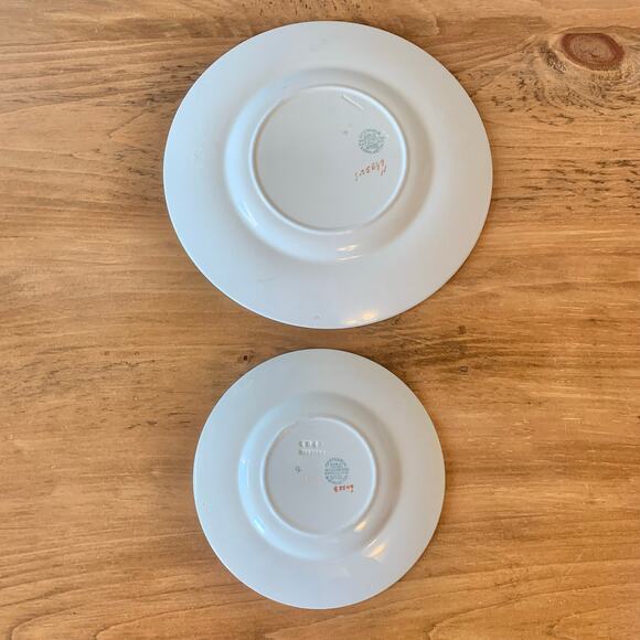 VTG Wedgwood Patrician Athenian Gold Trim Porcelain Embossed 2 Plates - Picture 6 of 12